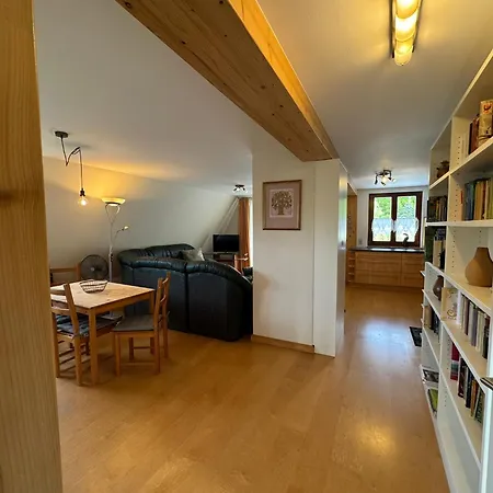 Im Gruenen Am Rande Von *