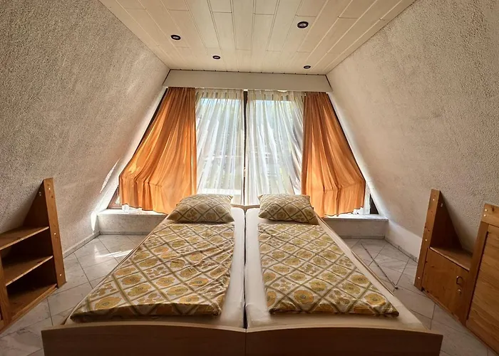 Appartement Im Gruenen Am Rande Von Weimar (Thuringia)